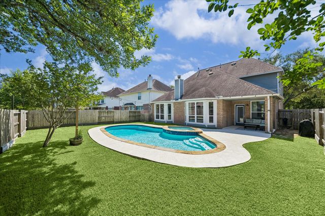 1418 Summer Forest Drive, Sugar Land, TX 77479