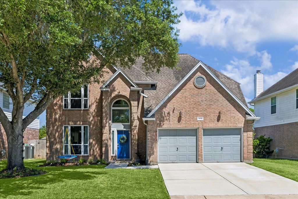 1418 Summer Forest Drive, Sugar Land, TX 77479