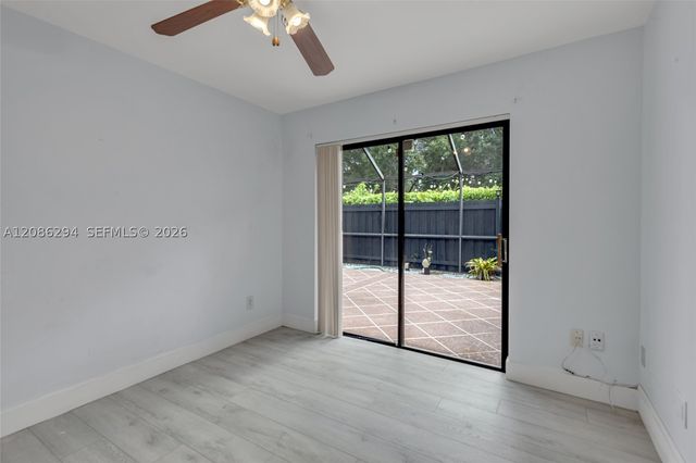 1050 Summit Trail Cir B, West Palm Beach, FL 33415