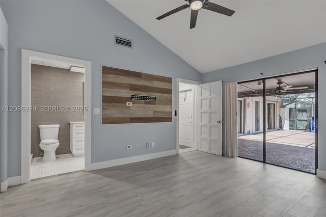 1050 Summit Trail Cir B, West Palm Beach, FL 33415