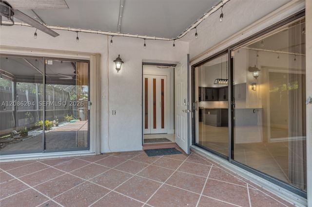 1050 Summit Trail Cir B, West Palm Beach, FL 33415
