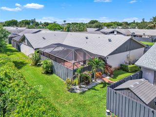1050 Summit Trail Cir B, West Palm Beach, FL 33415