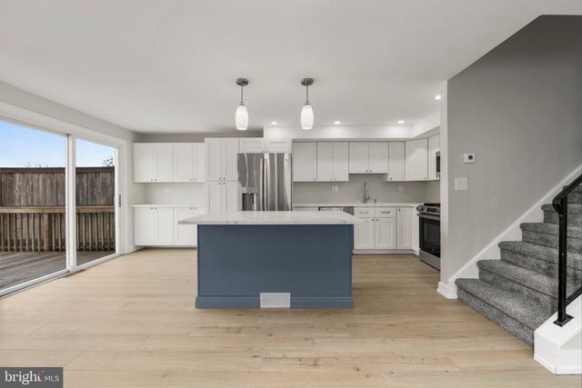 227 KENNEDY BLVD, Bellmawr, NJ 08031