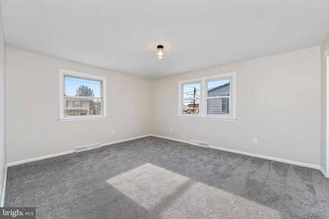 227 KENNEDY BLVD, Bellmawr, NJ 08031