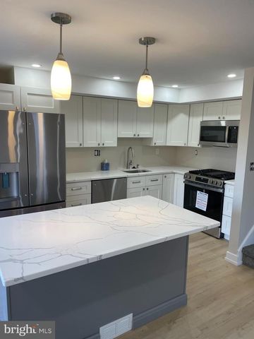 227 KENNEDY BLVD, Bellmawr, NJ 08031