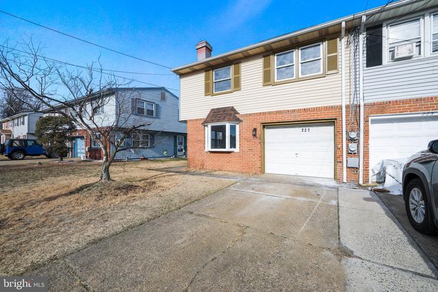 227 KENNEDY BLVD, Bellmawr, NJ 08031