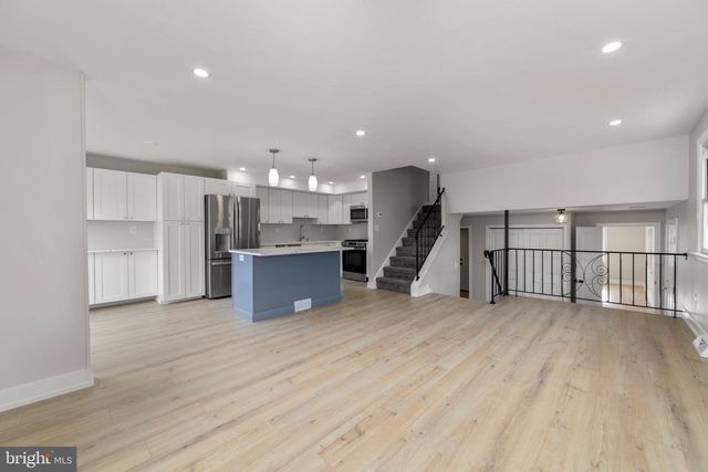 227 KENNEDY BLVD, Bellmawr, NJ 08031