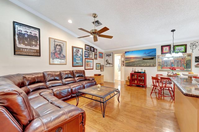 5315 NW 65th Ter, Coral Springs, FL 33067
