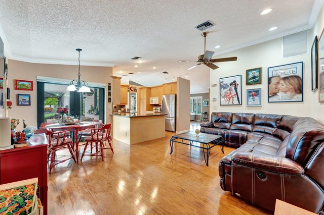5315 NW 65th Ter, Coral Springs, FL 33067