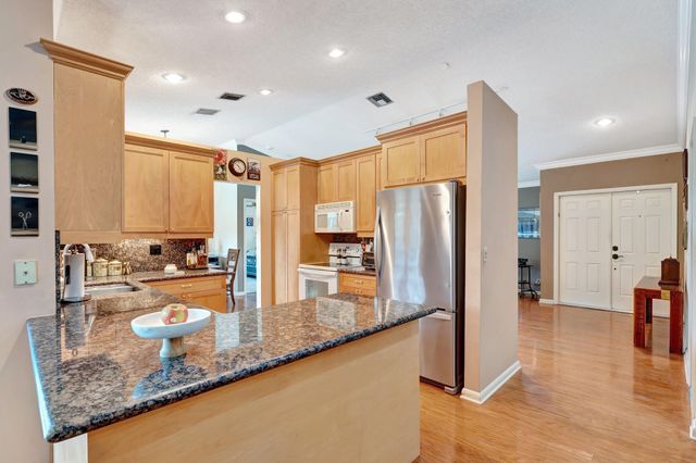 5315 NW 65th Ter, Coral Springs, FL 33067