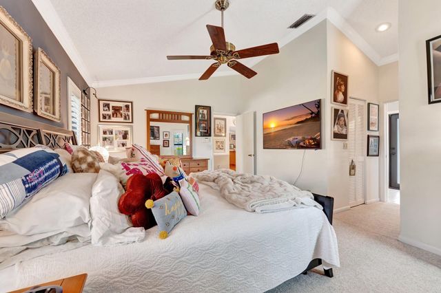 5315 NW 65th Ter, Coral Springs, FL 33067