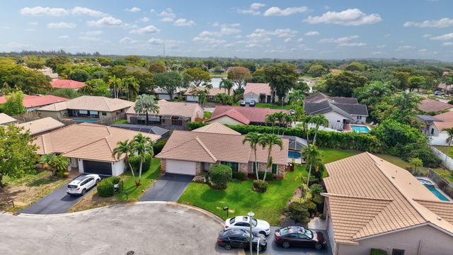 5315 NW 65th Ter, Coral Springs, FL 33067