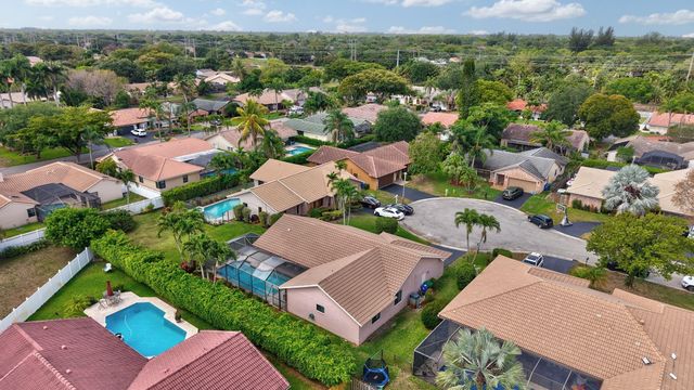 5315 NW 65th Ter, Coral Springs, FL 33067