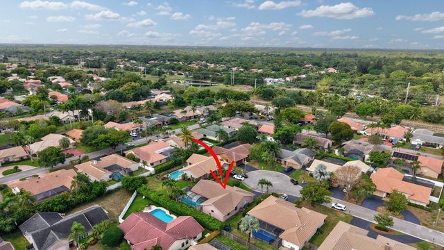 5315 NW 65th Ter, Coral Springs, FL 33067