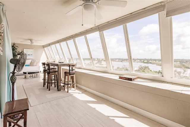 1255 E PEPPERTREE DRIVE 602, Sarasota, FL 34242