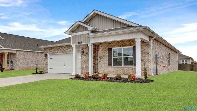 115 Meadow Path Drive, Meridianville, AL 35759