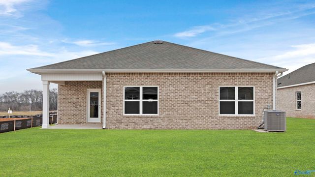 115 Meadow Path Drive, Meridianville, AL 35759