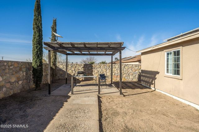 1216 Aero Lane, Berino, NM 88024