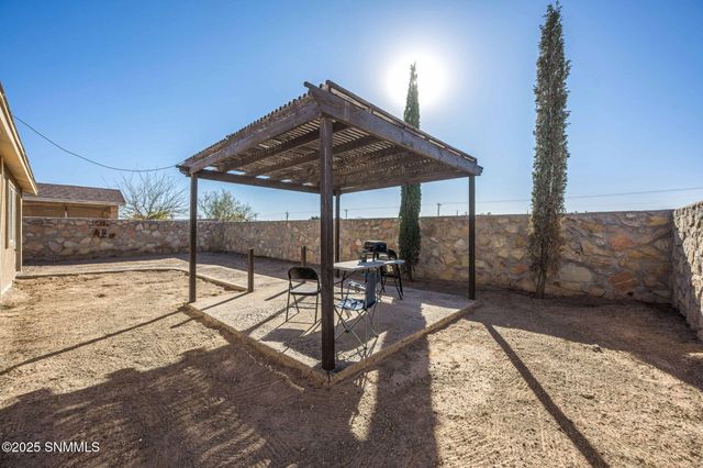 1216 Aero Lane, Berino, NM 88024