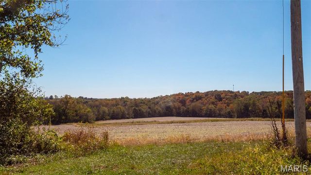 000 Pebble Creek Drive, Elsberry, MO 63343