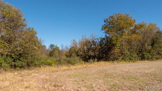 000 Pebble Creek Drive, Elsberry, MO 63343