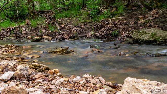 000 Pebble Creek Drive, Elsberry, MO 63343