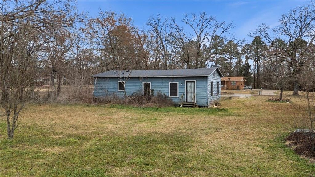 17581 County Road 4307, Larue, TX 75770