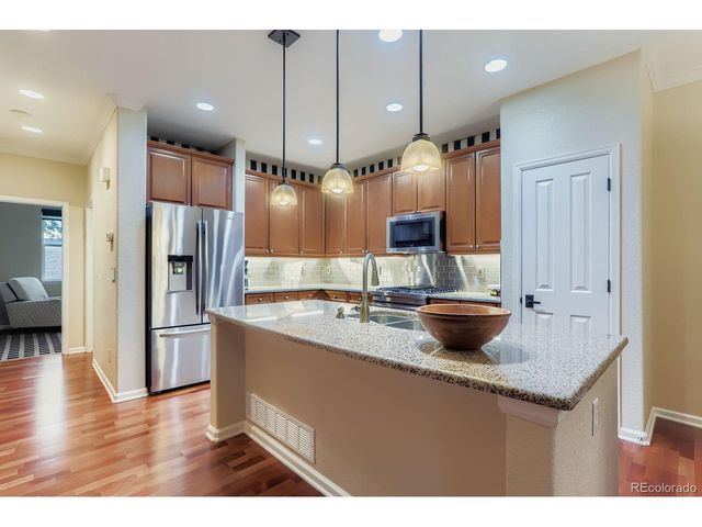 9615 W Hinsdale Pl, Littleton, CO 80128