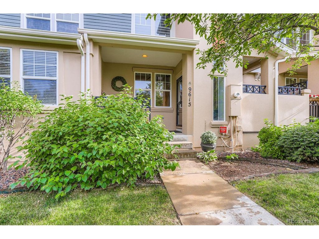 9615 W Hinsdale Pl, Littleton, CO 80128