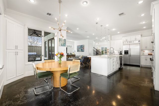 6713 Lake Circle Drive, Dallas, TX 75214