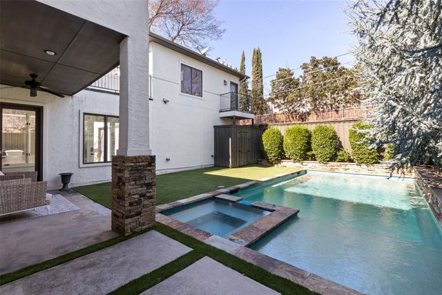 6713 Lake Circle Drive, Dallas, TX 75214