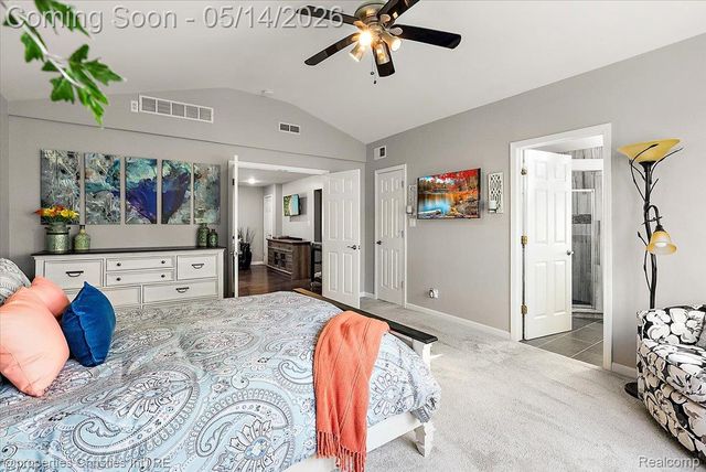 28631 Cumberland Drive, Farmington Hills, MI 48334