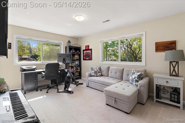 28631 Cumberland Drive, Farmington Hills, MI 48334