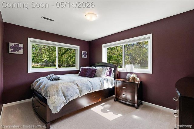 28631 Cumberland Drive, Farmington Hills, MI 48334