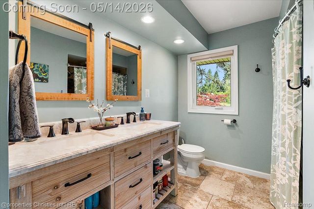 28631 Cumberland Drive, Farmington Hills, MI 48334