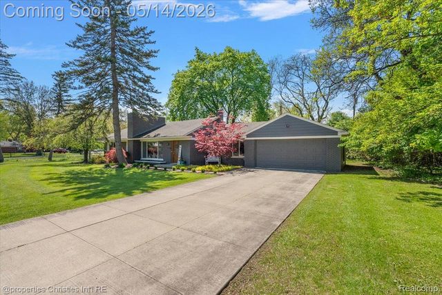 28631 Cumberland Drive, Farmington Hills, MI 48334