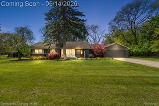 28631 Cumberland Drive, Farmington Hills, MI 48334
