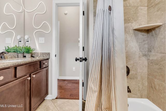 8728 Kenwood Lane, Olive Branch, MS 38654