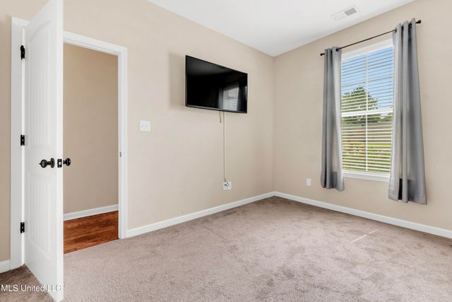 8728 Kenwood Lane, Olive Branch, MS 38654