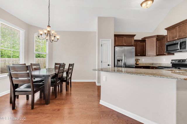 8728 Kenwood Lane, Olive Branch, MS 38654
