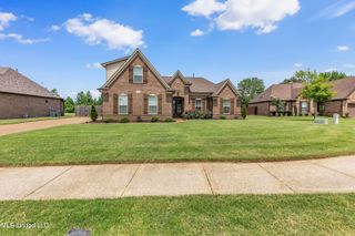 8728 Kenwood Lane, Olive Branch, MS 38654