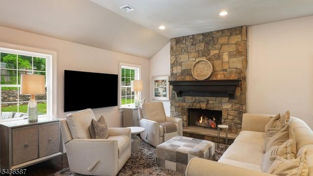 6 Childsworth Ave, Bernardsville Boro, NJ 07924