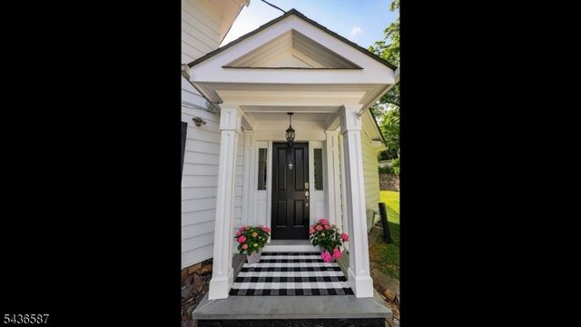 6 Childsworth Ave, Bernardsville Boro, NJ 07924