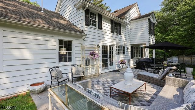 6 Childsworth Ave, Bernardsville Boro, NJ 07924