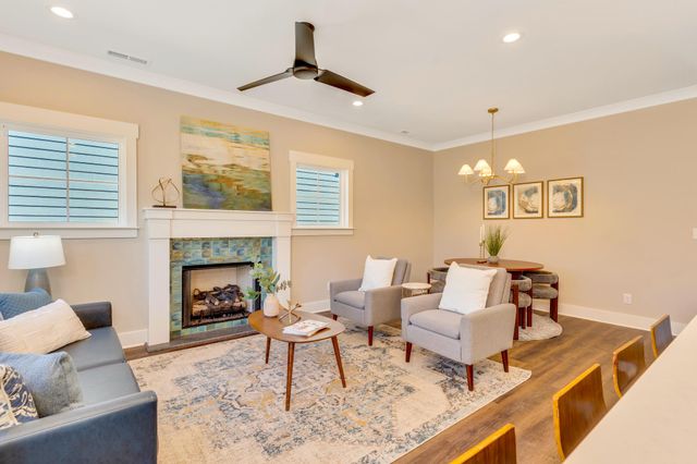 1366 Thomas Avenue, Chattanooga, TN 37409