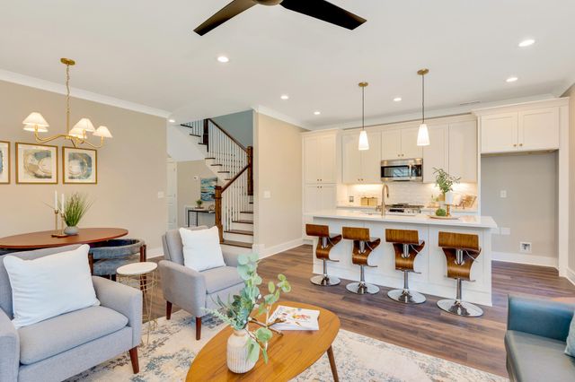 1366 Thomas Avenue, Chattanooga, TN 37409