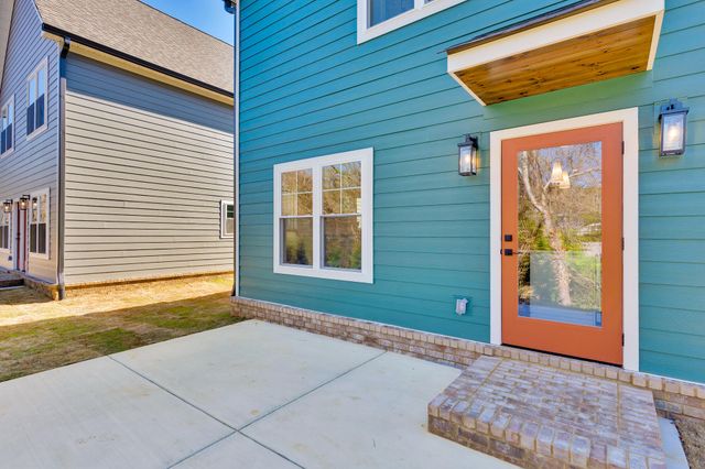 1366 Thomas Avenue, Chattanooga, TN 37409