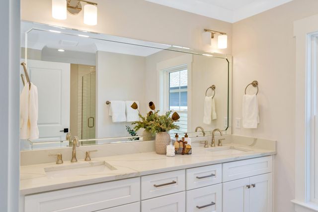 1366 Thomas Avenue, Chattanooga, TN 37409