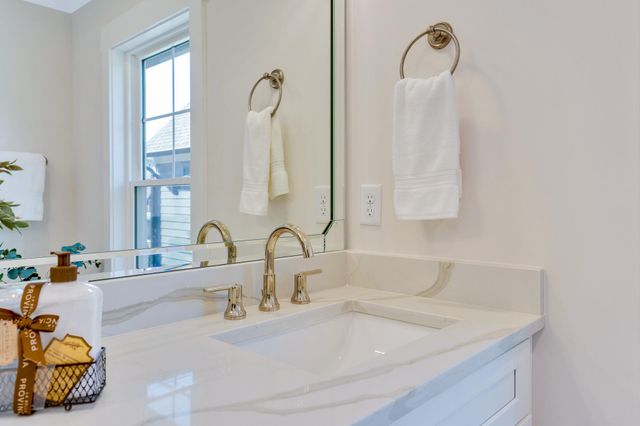 1366 Thomas Avenue, Chattanooga, TN 37409