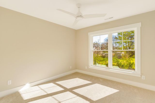 1366 Thomas Avenue, Chattanooga, TN 37409